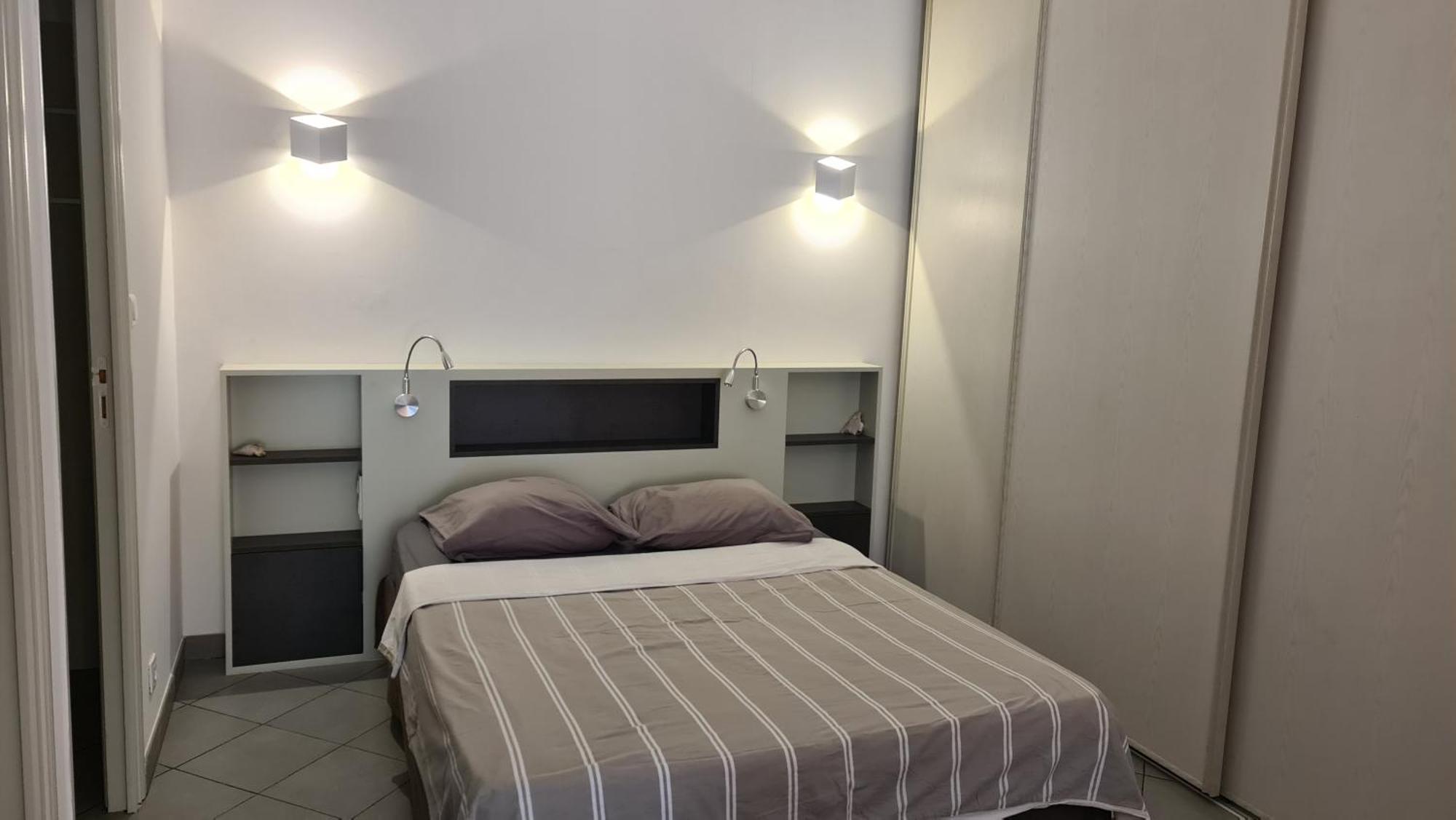 Grand Studio-Loft-Grand Parking-Climatise-Proche Centre 아작시오 외부 사진